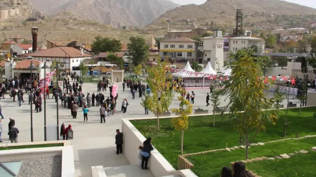 Divriği Mermer Mezar Yapımı ve Onarımı
